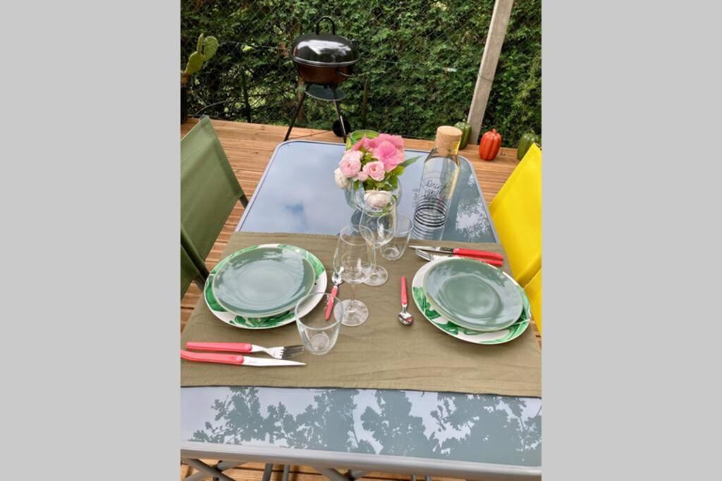 Charmant Chalet Avec Une Grande Terrasse Au Pyla La Teste-de-Buch Exteriör bild