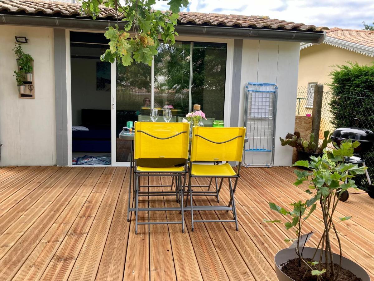 Charmant Chalet Avec Une Grande Terrasse Au Pyla La Teste-de-Buch Exteriör bild